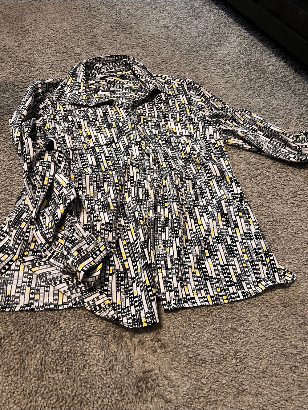 Marshalls Black and White Geometric Button-Up Blouse with Yellow Accents